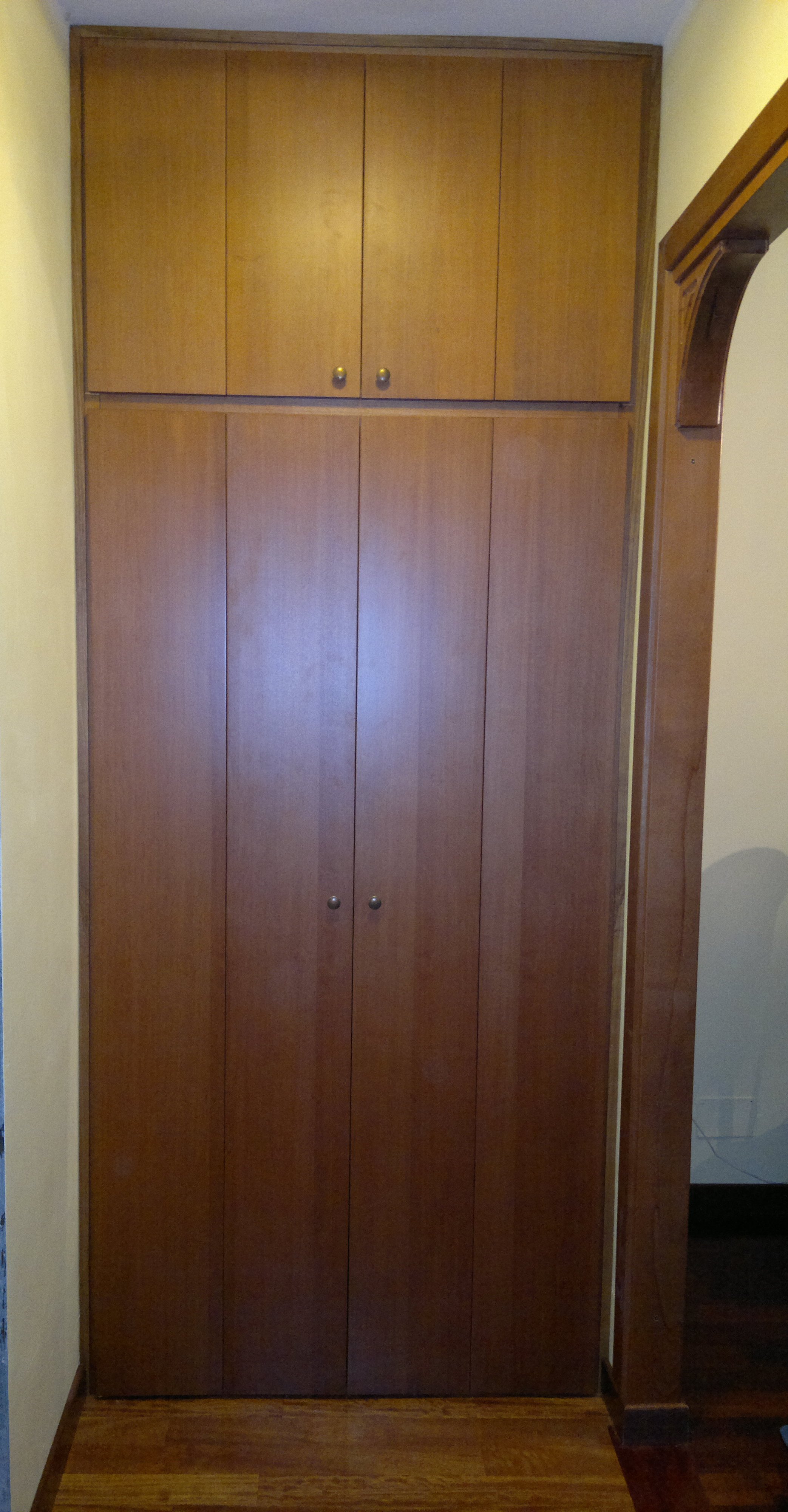 Arredamento interni mansarde: ... mobili ripostiglio sottoscala ...